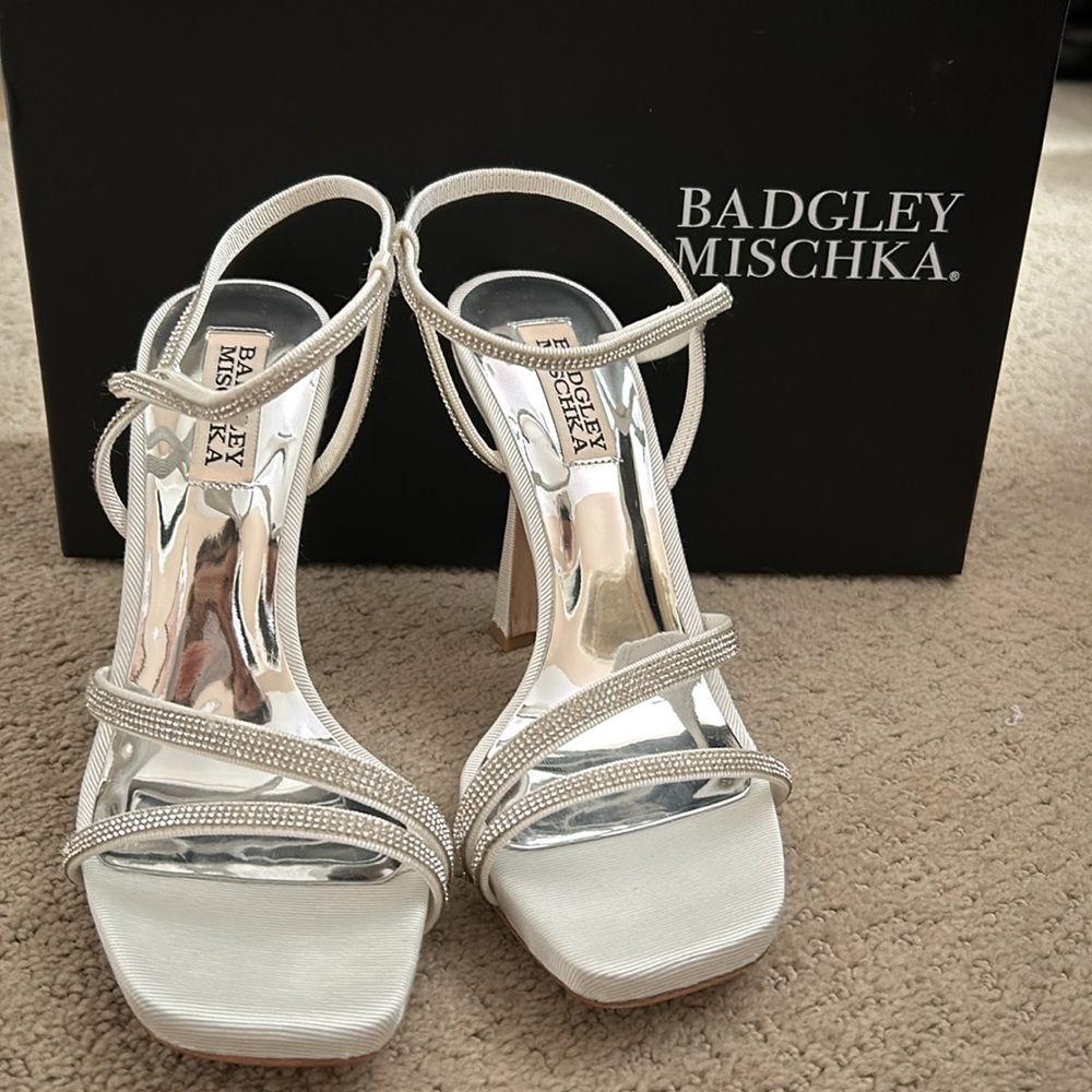 Badgley Mischka sandal heels